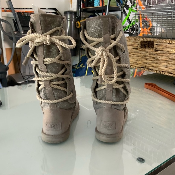 UGG Harbour Laceups size 10 - Picture 4 of 5